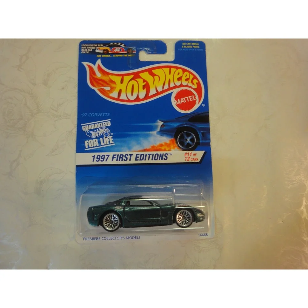 Mattel HOT WHEELS Die cast 1997 Corvette First editions 16668 Premiere collector